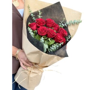 Dokuzlu Kırmızı Gül Buketi